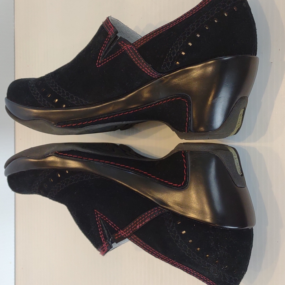 J-41 Black and Red Mules - Picture 10 of 16